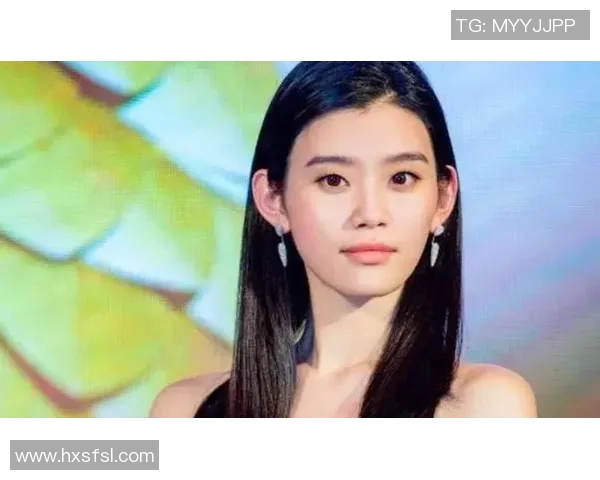 吐鲁番的足球明星女勇敢追梦展现自我风采与激情的故事