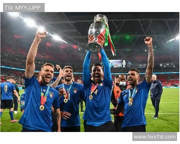 意大利足球传奇人物的辉煌历史与影响力探讨